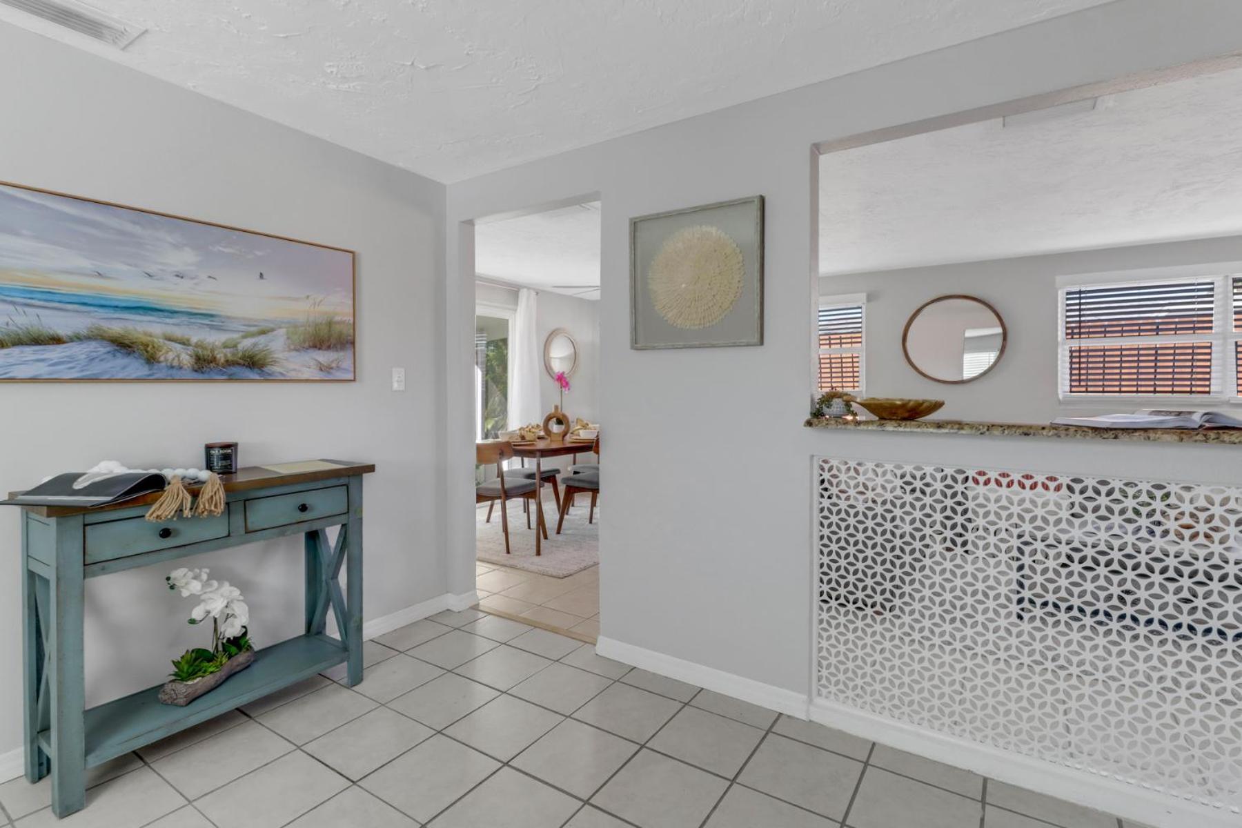 Little House W/ Pool&spa - 5 Minutes To Vanderbilt North Naples